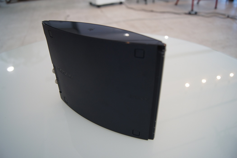 Illustration for article titled Unboxing the Nasne, Sony's New Media Hub